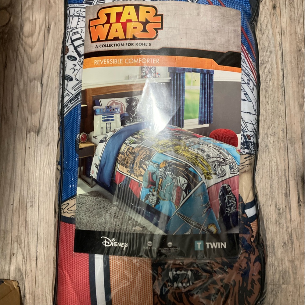Disney Star Wars New Twin Size Reversible Comforter Blanket